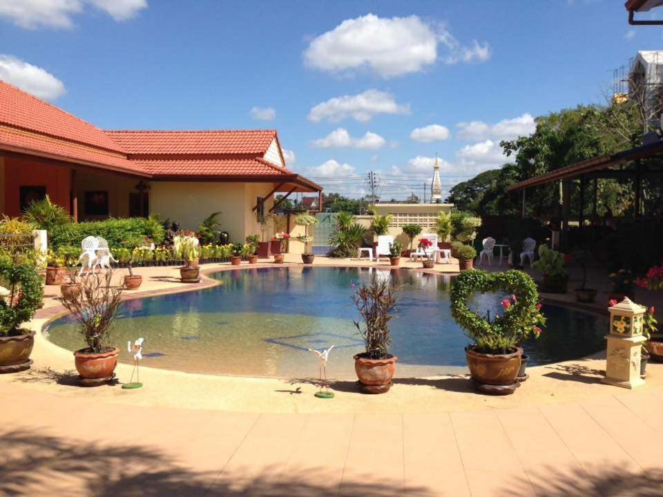 Baan Sabaijai Resort That Phanom Екстер'єр фото