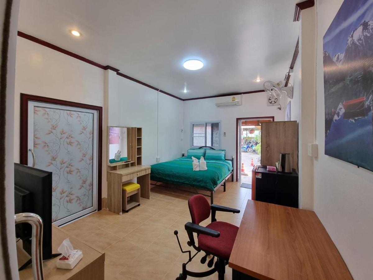Baan Sabaijai Resort That Phanom Екстер'єр фото