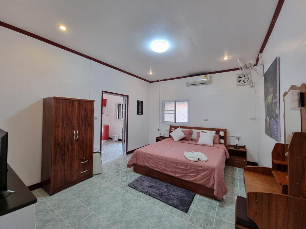 Baan Sabaijai Resort That Phanom Екстер'єр фото